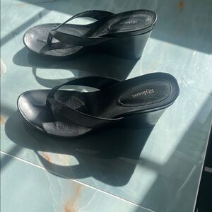 Style & Co. 8M Black Wedge Sandals